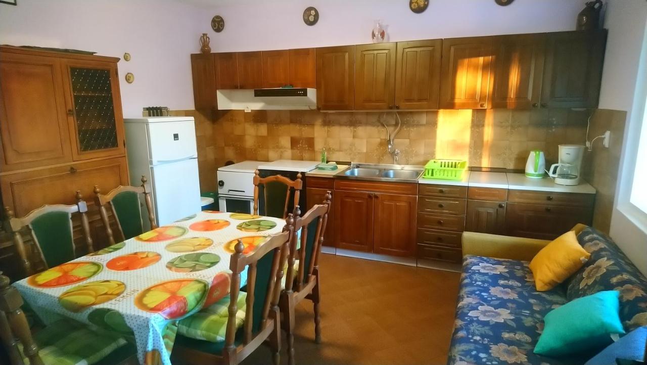 Apartment Vidas Kampor Exterior foto