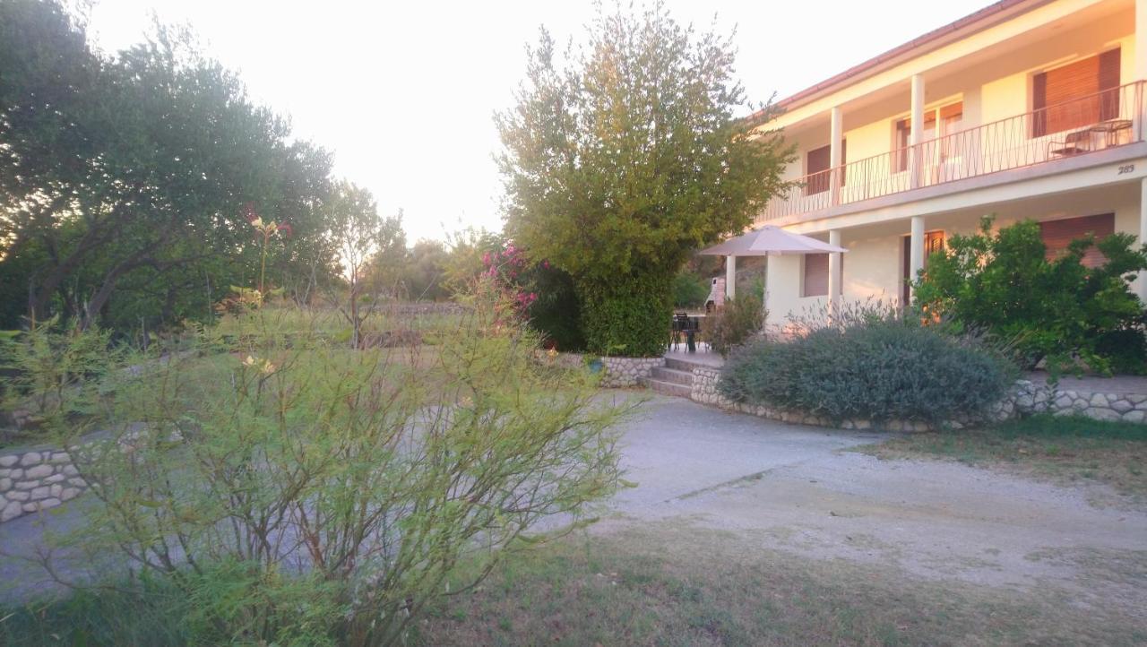 Apartment Vidas Kampor Exterior foto